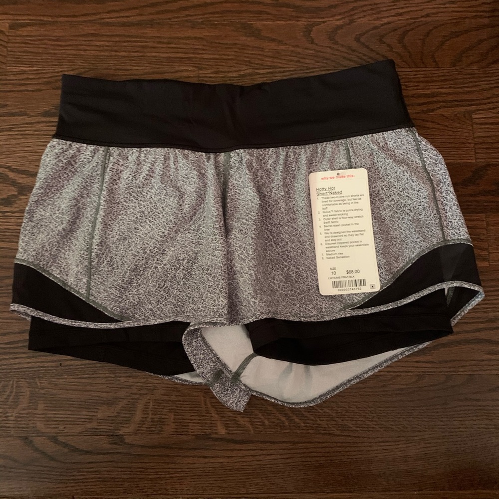 Lululemon Hotty Hot short naked